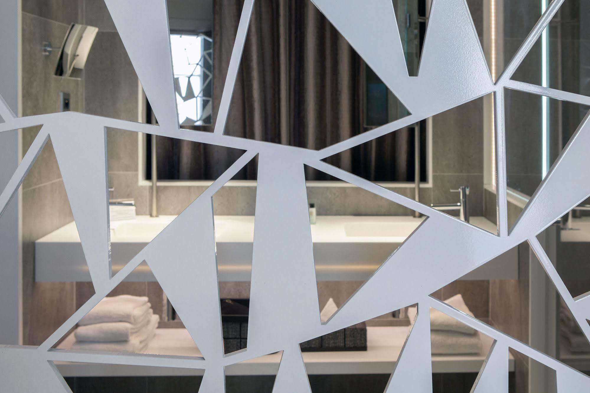 Select Hotel Париж Екстериор снимка